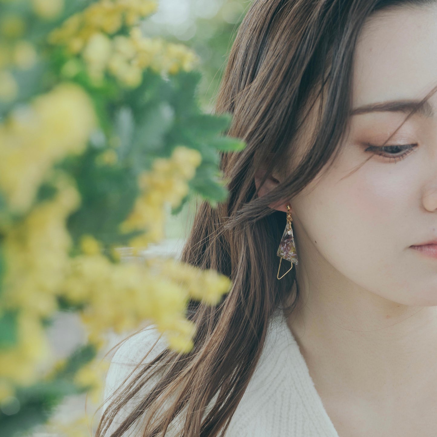 Claude Monet Sunflowers Inspired Triangular Floral Earrings-ひまわり