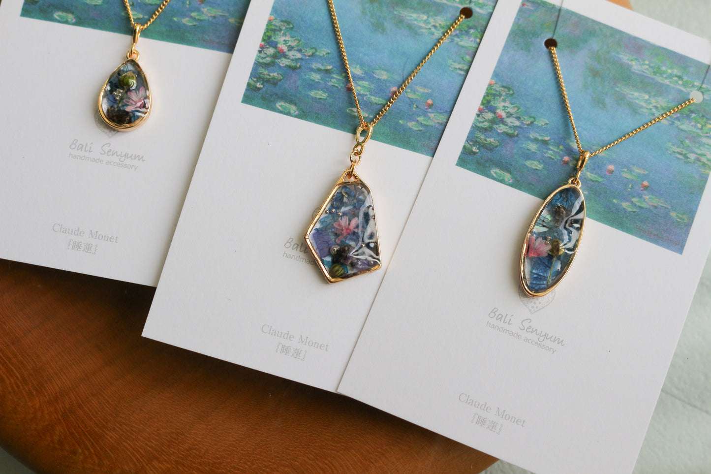 Claude Monet's Water Lilies Inspired Necklace - 睡蓮