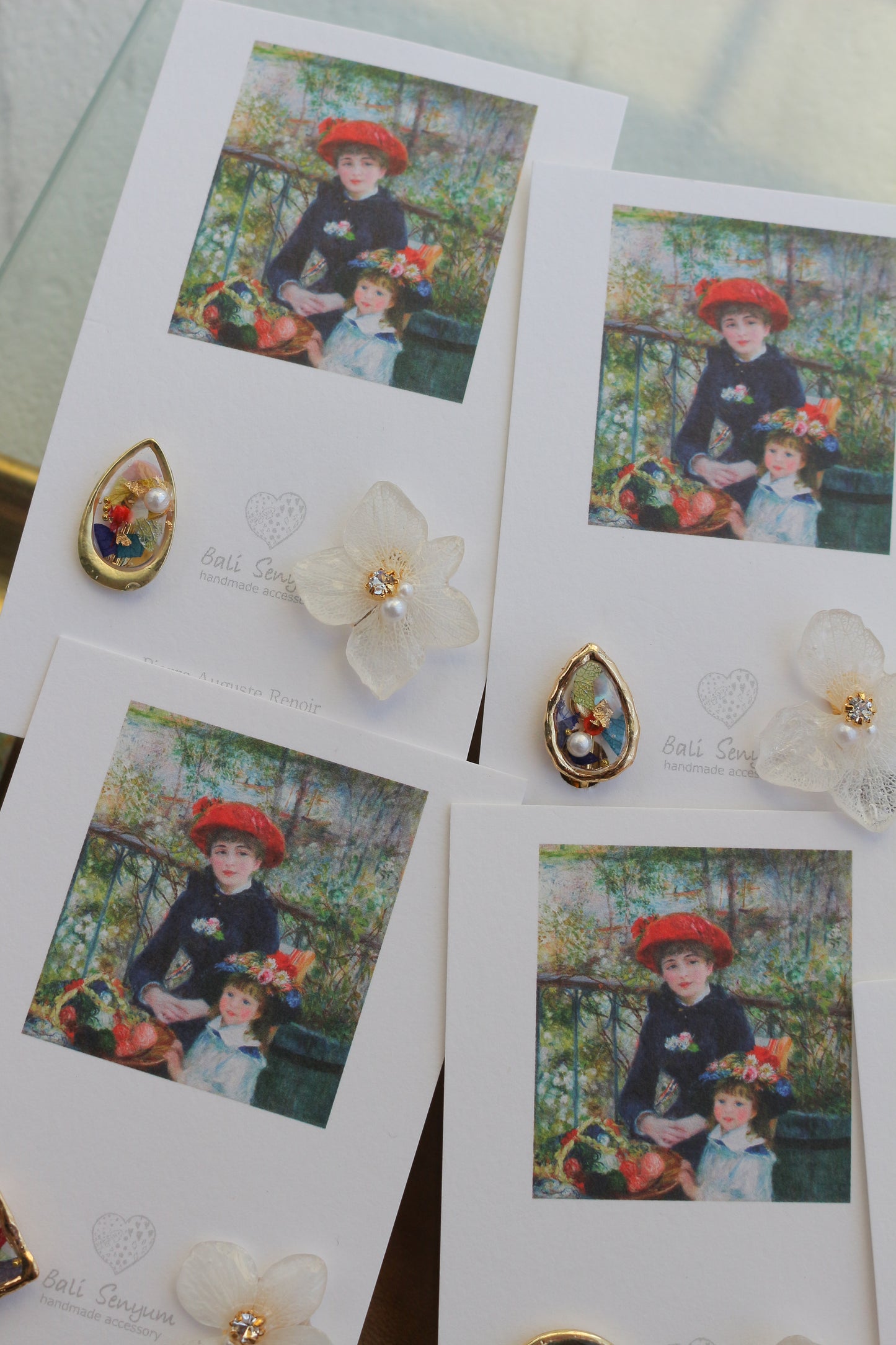 Renoir's Two Sisters Inspired Earrings No.7 イヤリング Clip-on "ふたりの姉妹"