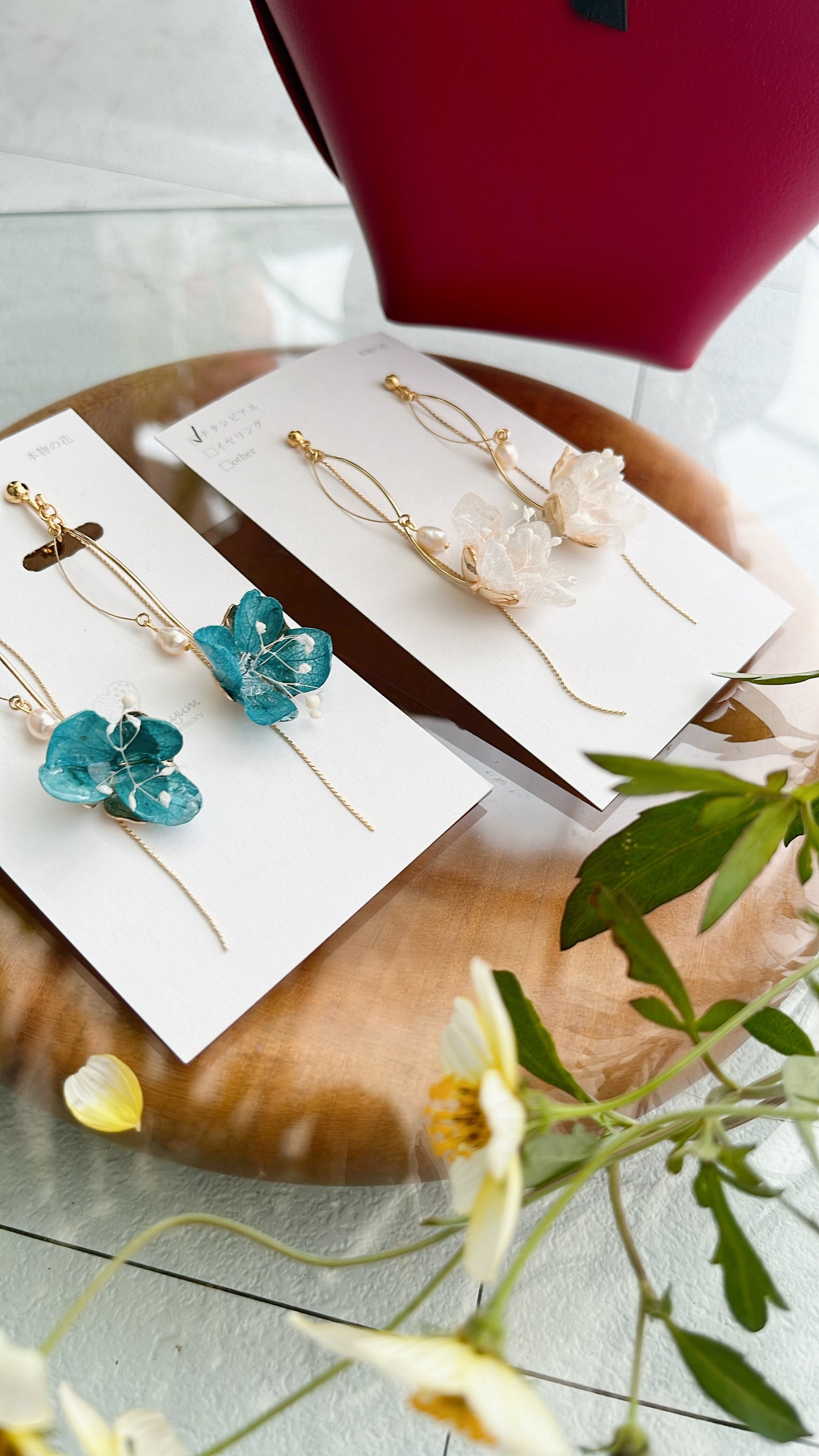 Dangling Flower Earring with Pearl ピアスorイヤリング