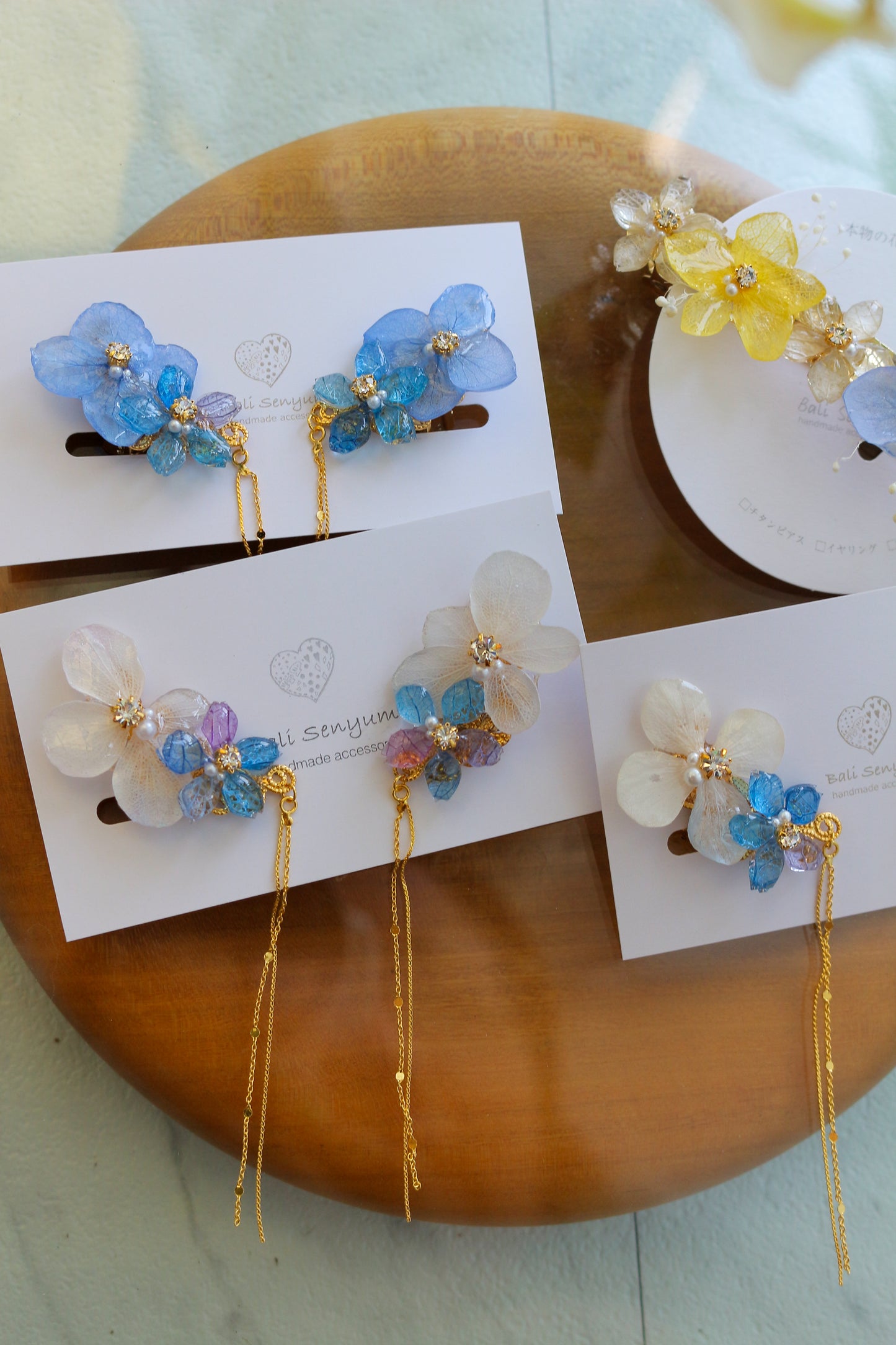 Hydrangea Flying Butterfly No.32 - Clip-on(イヤリング)