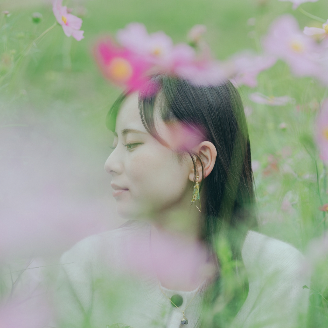 Triangular Floral Earrings With Someiyoshino #S014