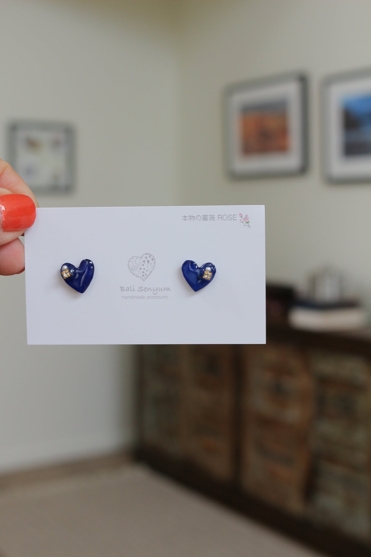 Heart-Shaped Rose Earring