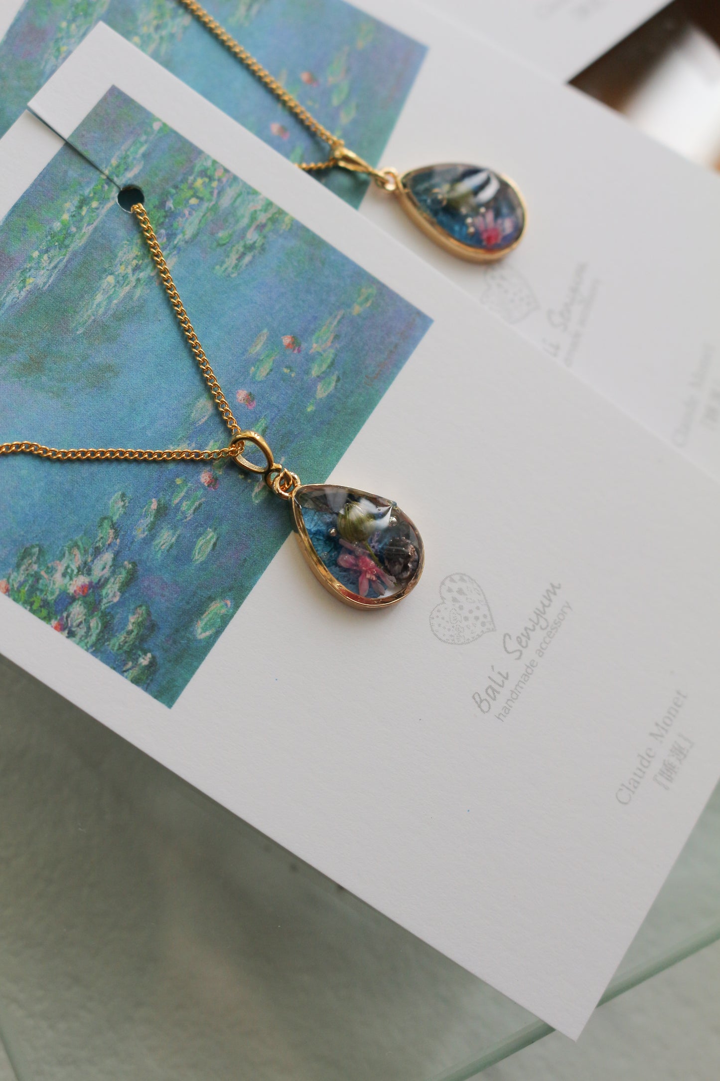 Claude Monet's Water Lilies Inspired Necklace - 睡蓮