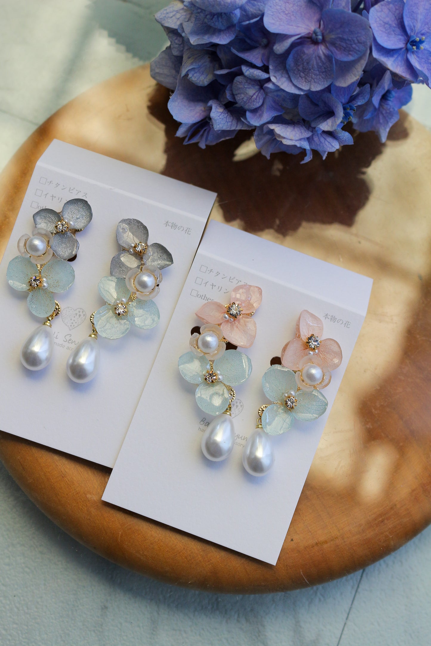 Hydrangea Path Earrings No.1 イヤリング Clip-on