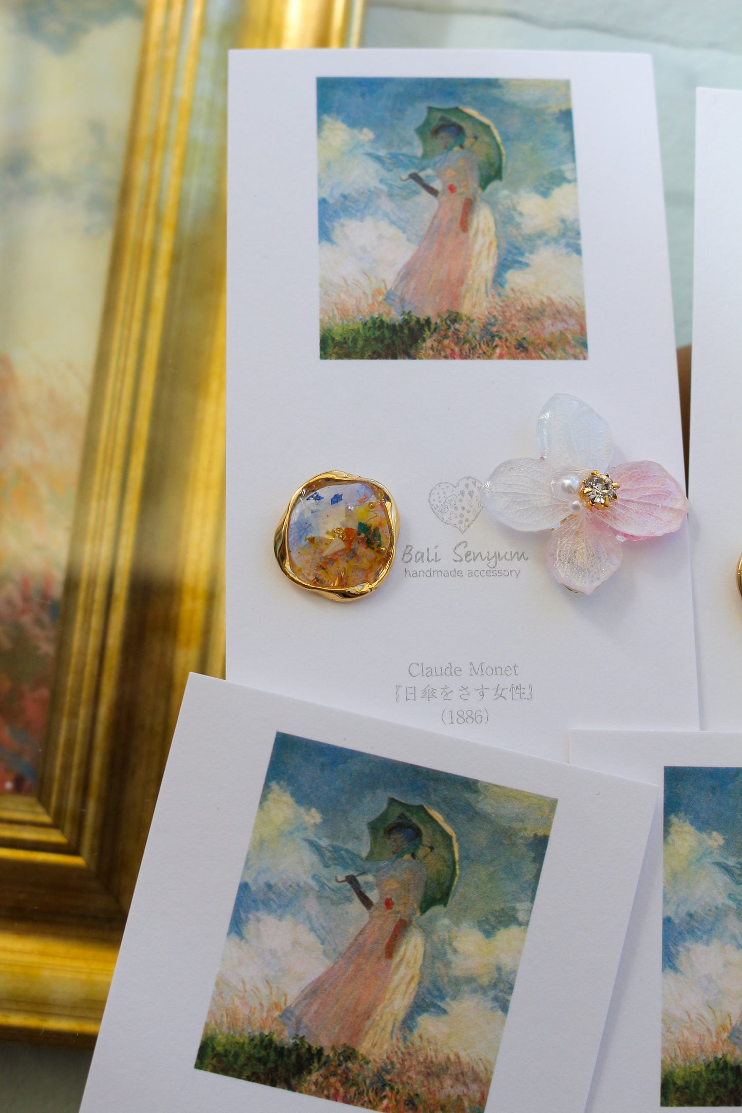 Monet Inspired Flower Earrings No.5 イヤリングClip-on 日傘をさす女性