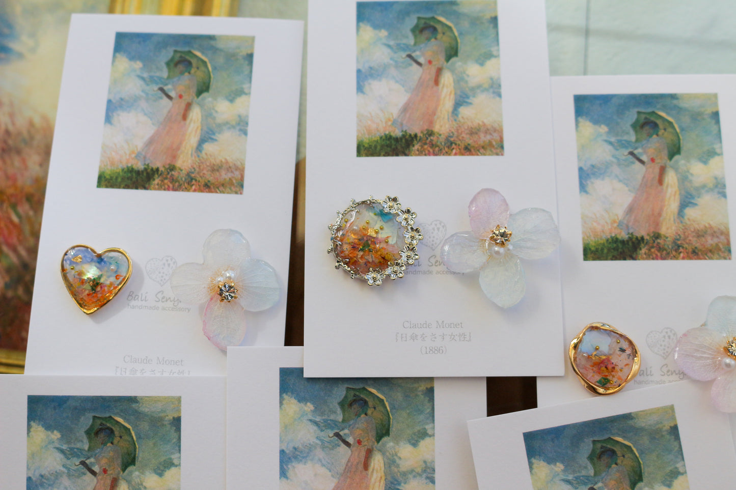 Monet Inspired Flower Earrings No.6 ピアスTitanium Pierce 日傘をさす女性