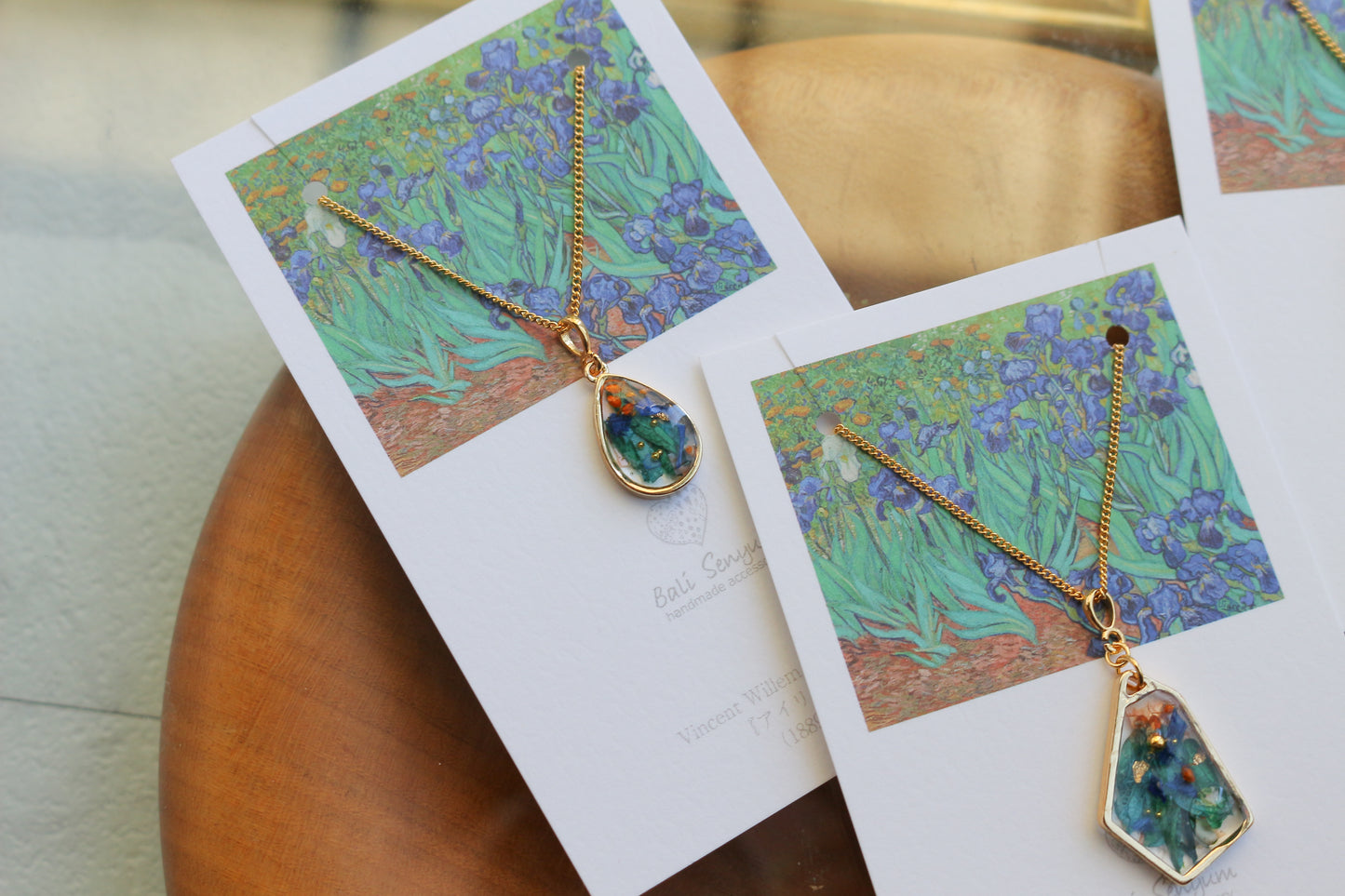Gogh's Irises Inspired Necklace - アイリス