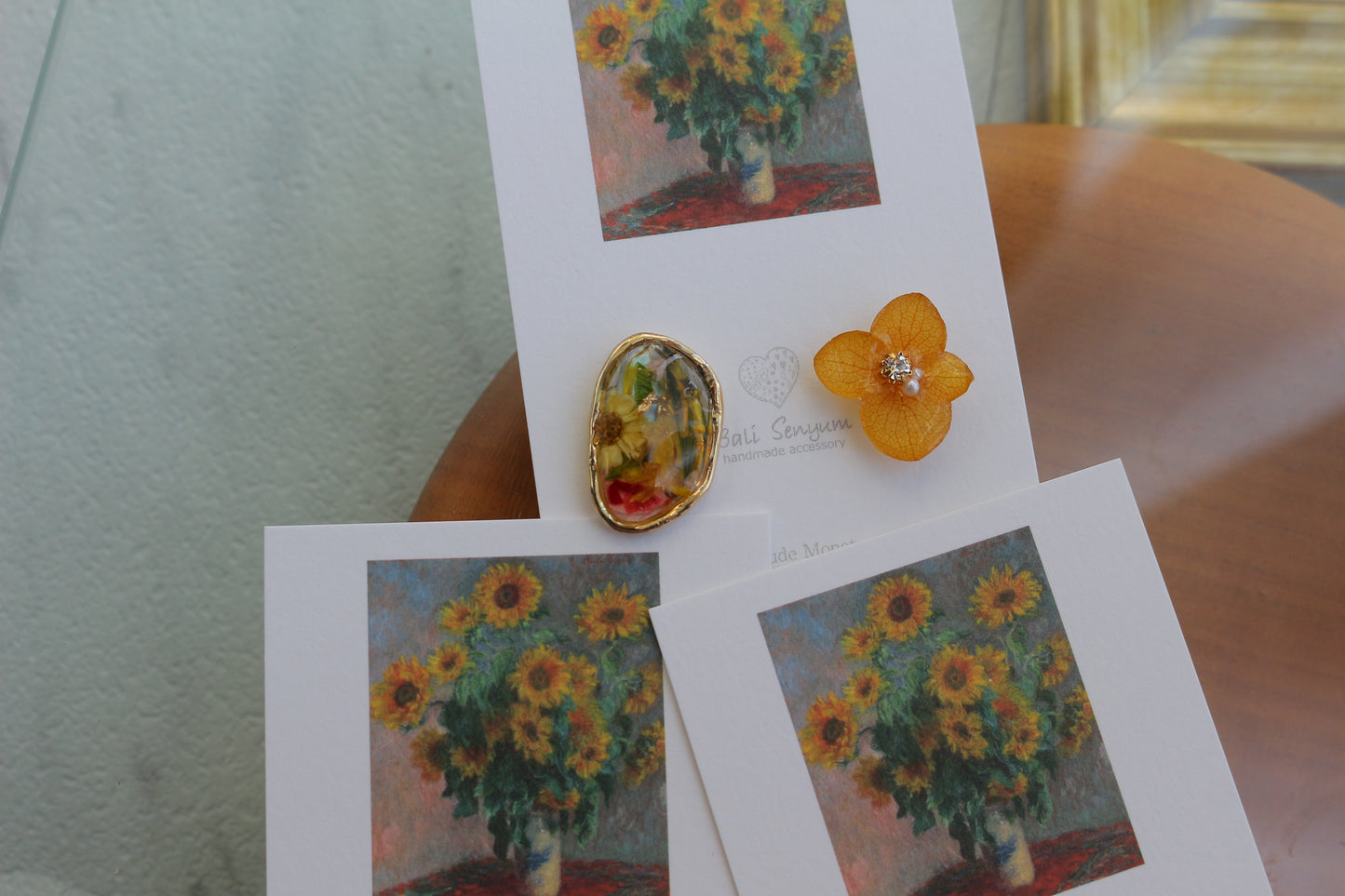 Monet Inspired Flower Earrings No.7 ピアスTitanium Pierce ひまわり