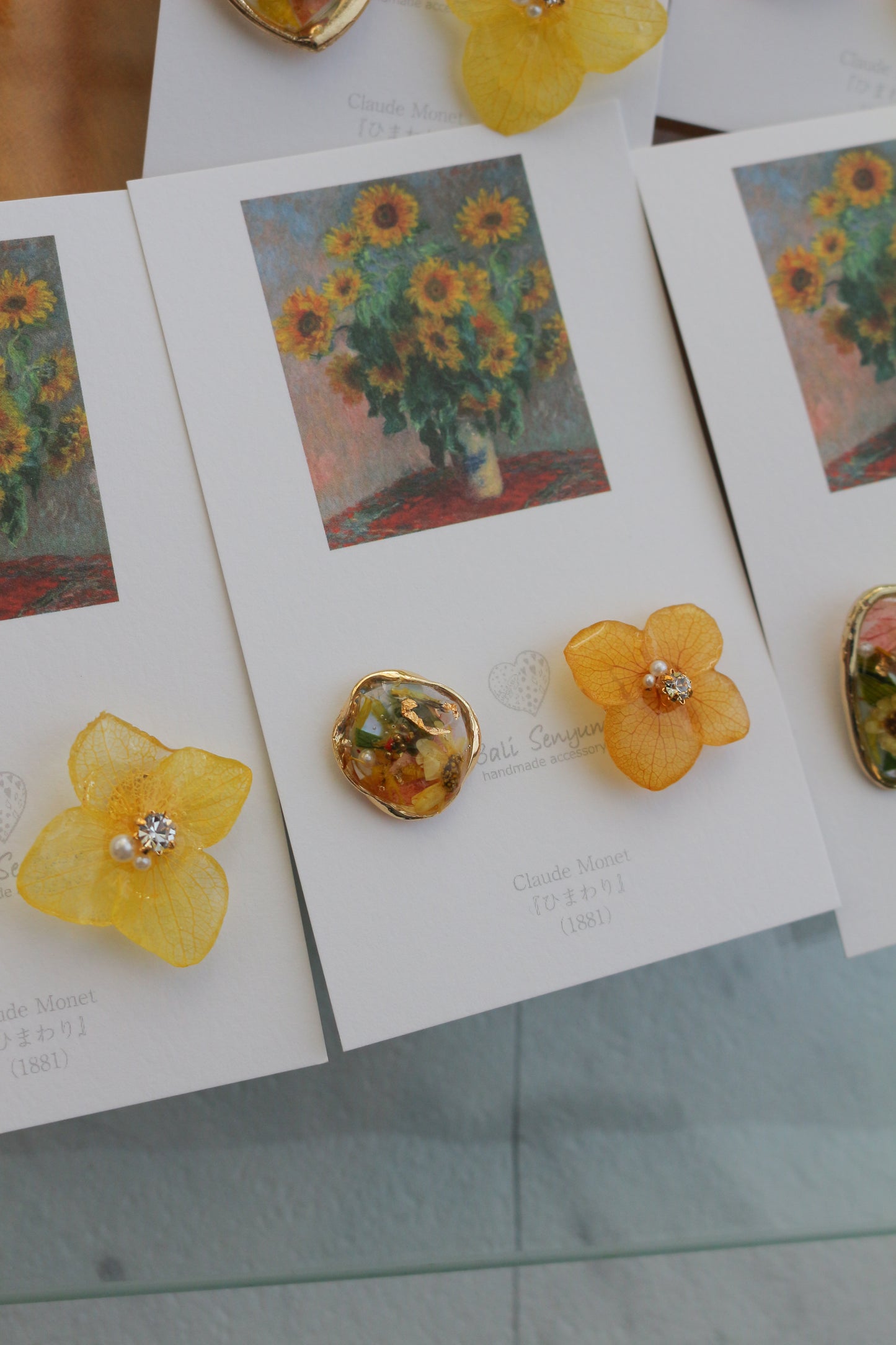 Monet Inspired Flower Earrings No.9 ピアスTitanium Pierce ひまわり