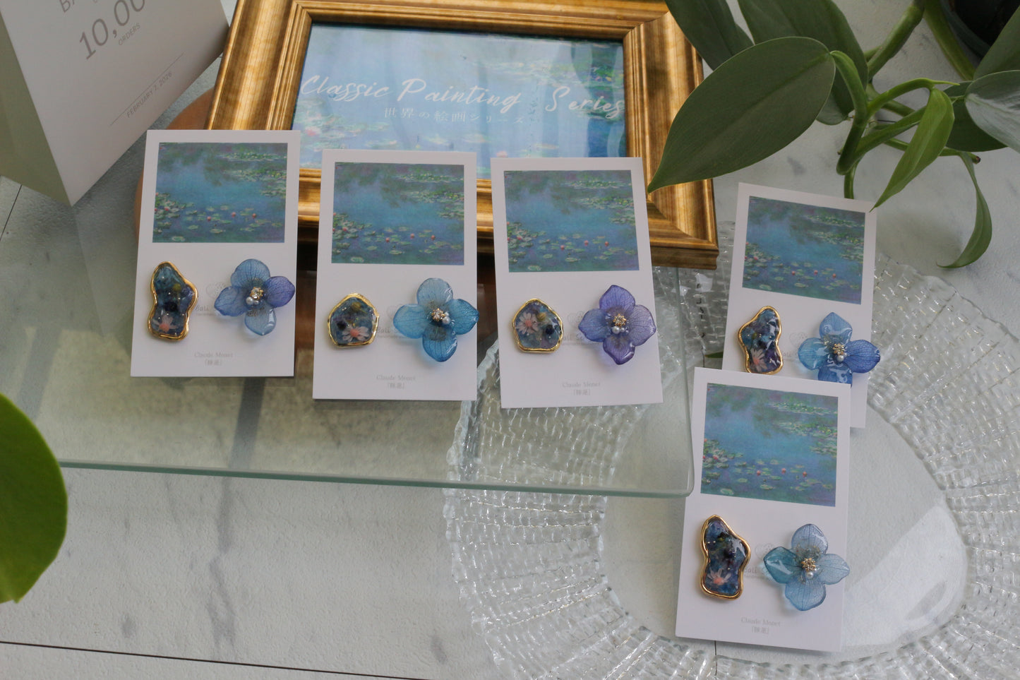 Monet's Water Lilies Inspired Flower and Medallion No.24 イヤリング Clip-on 睡蓮