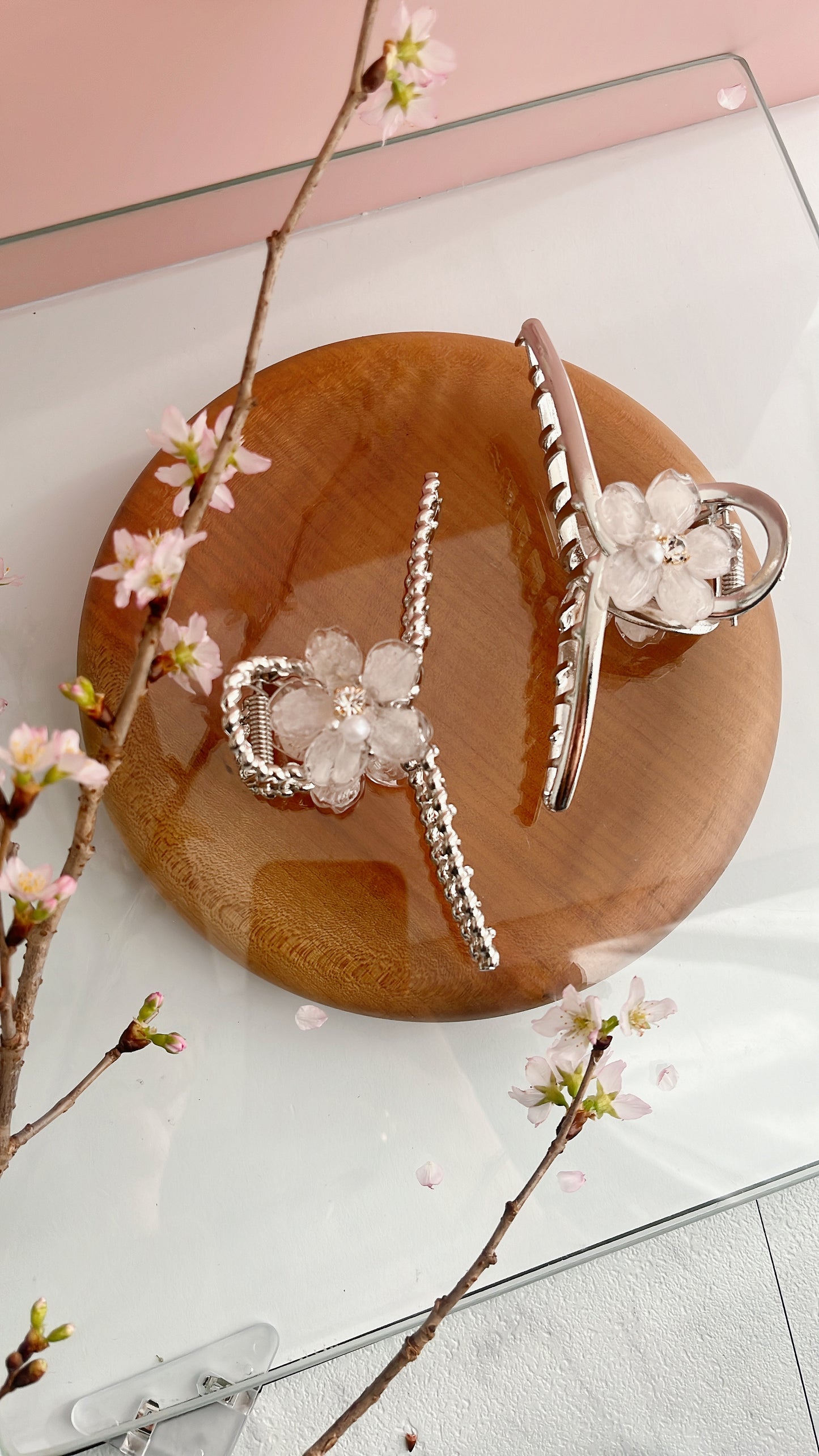 Someiyoshino Sakura Silver Color Hair Clip - White  Big