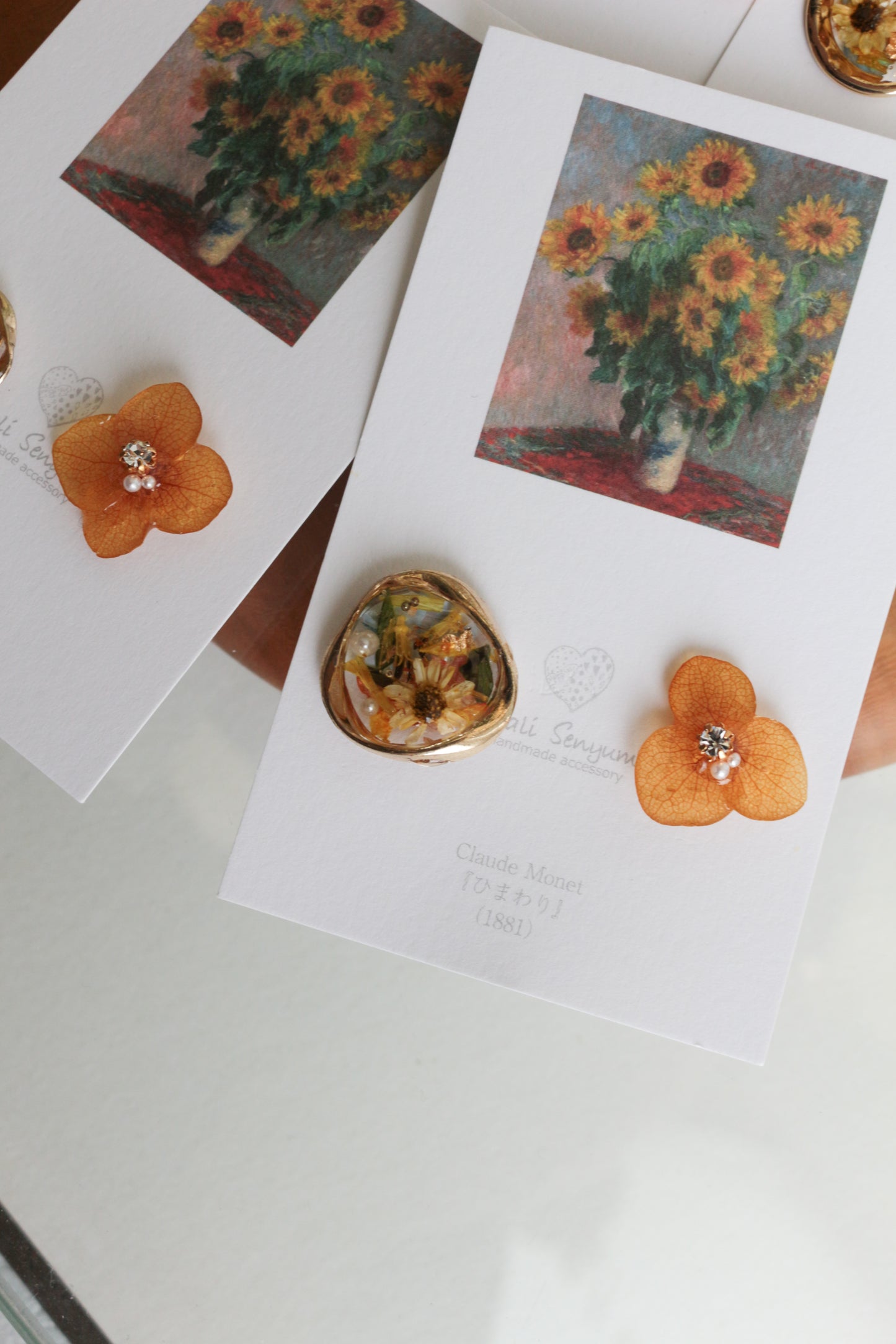 Monet Inspired Flower Earrings No.12 ピアスTitanium Pierce ひまわり