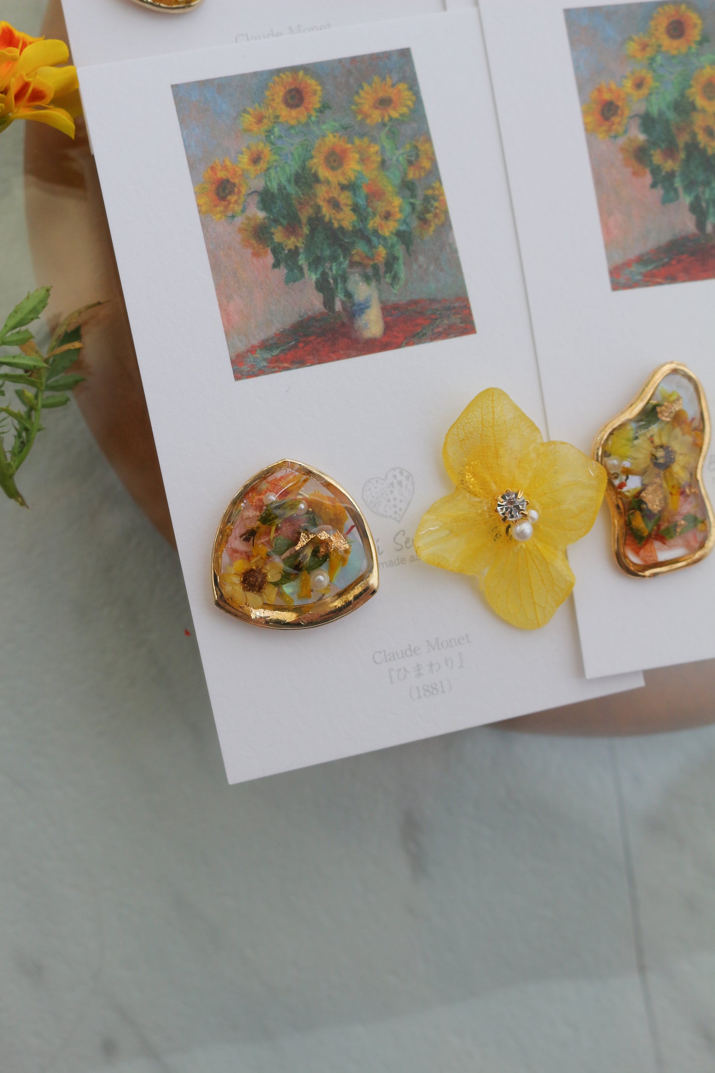 Monet Inspired Flower Earrings No.10 イヤリング Clip-on ひまわり