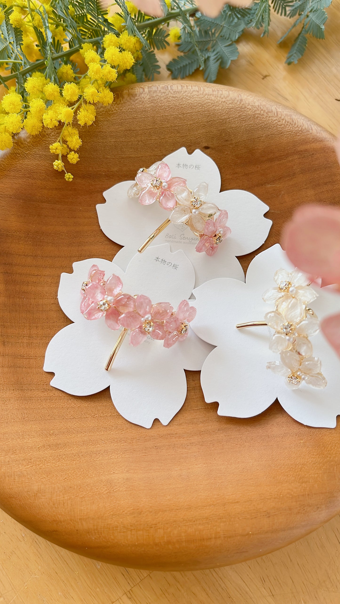 Someiyoshino Ponytail Hook Hair Accessory No.19