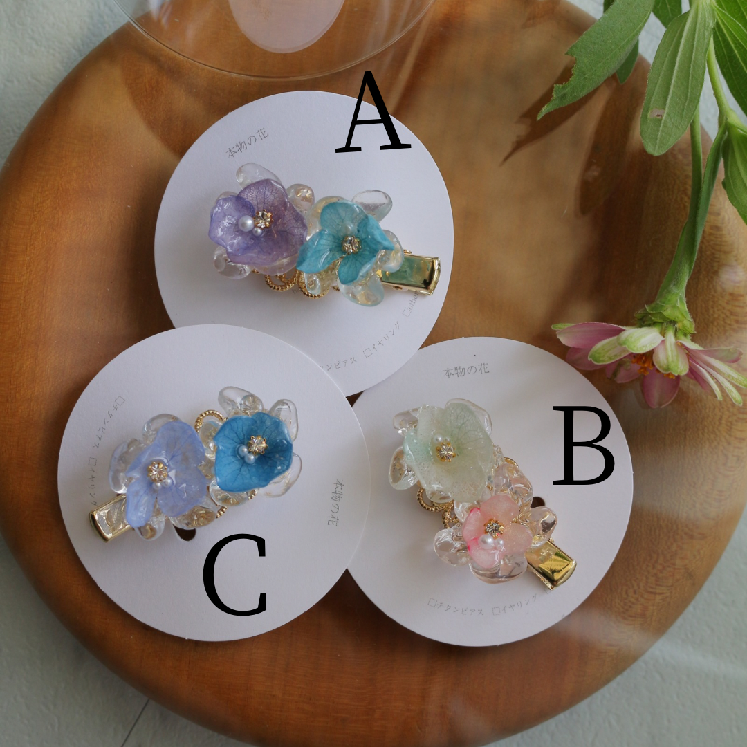 Clear Flowers Hair Clip - No.2