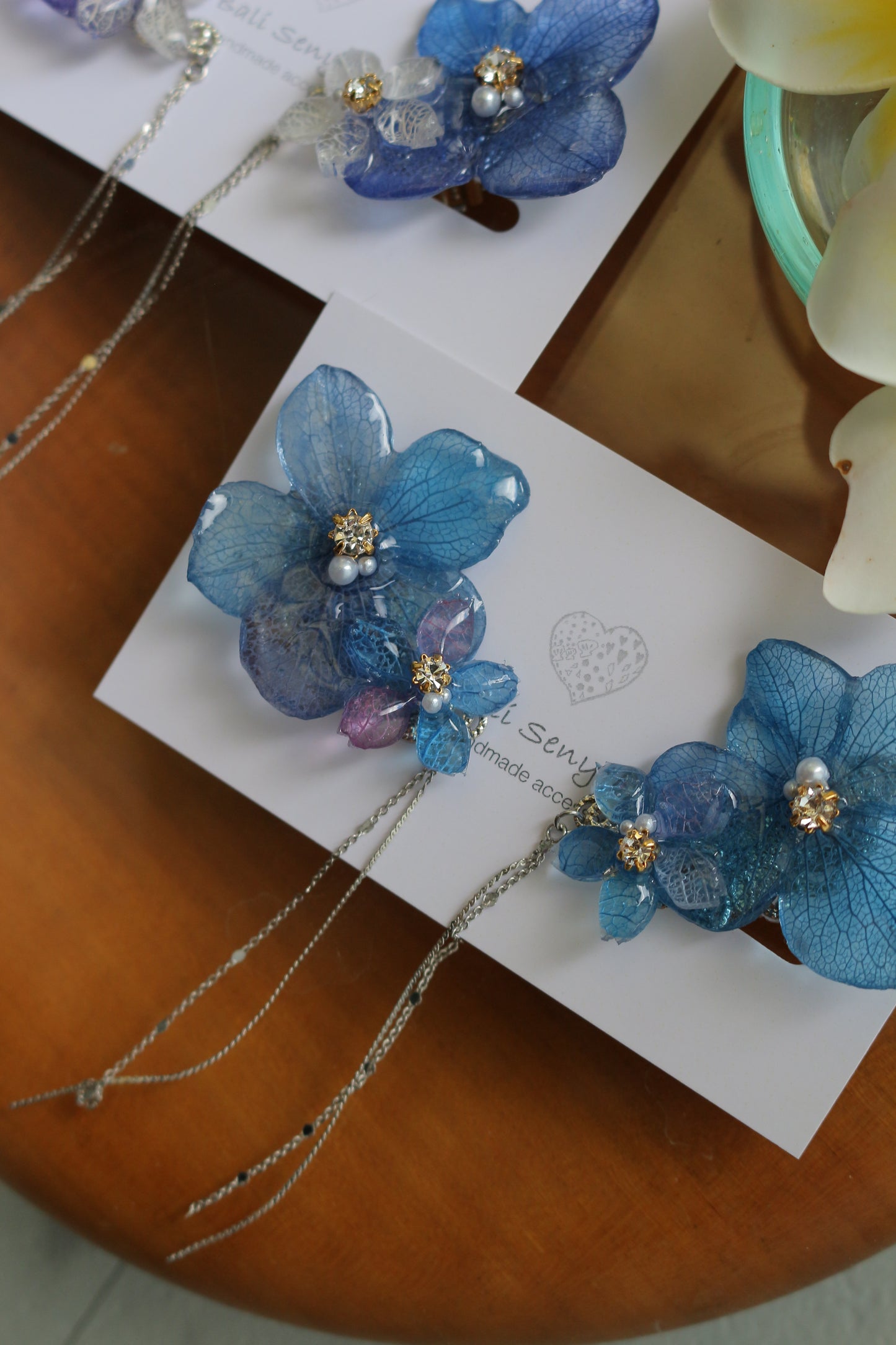 Hydrangea Flying Butterfly No.31 - Clip-on(イヤリング)