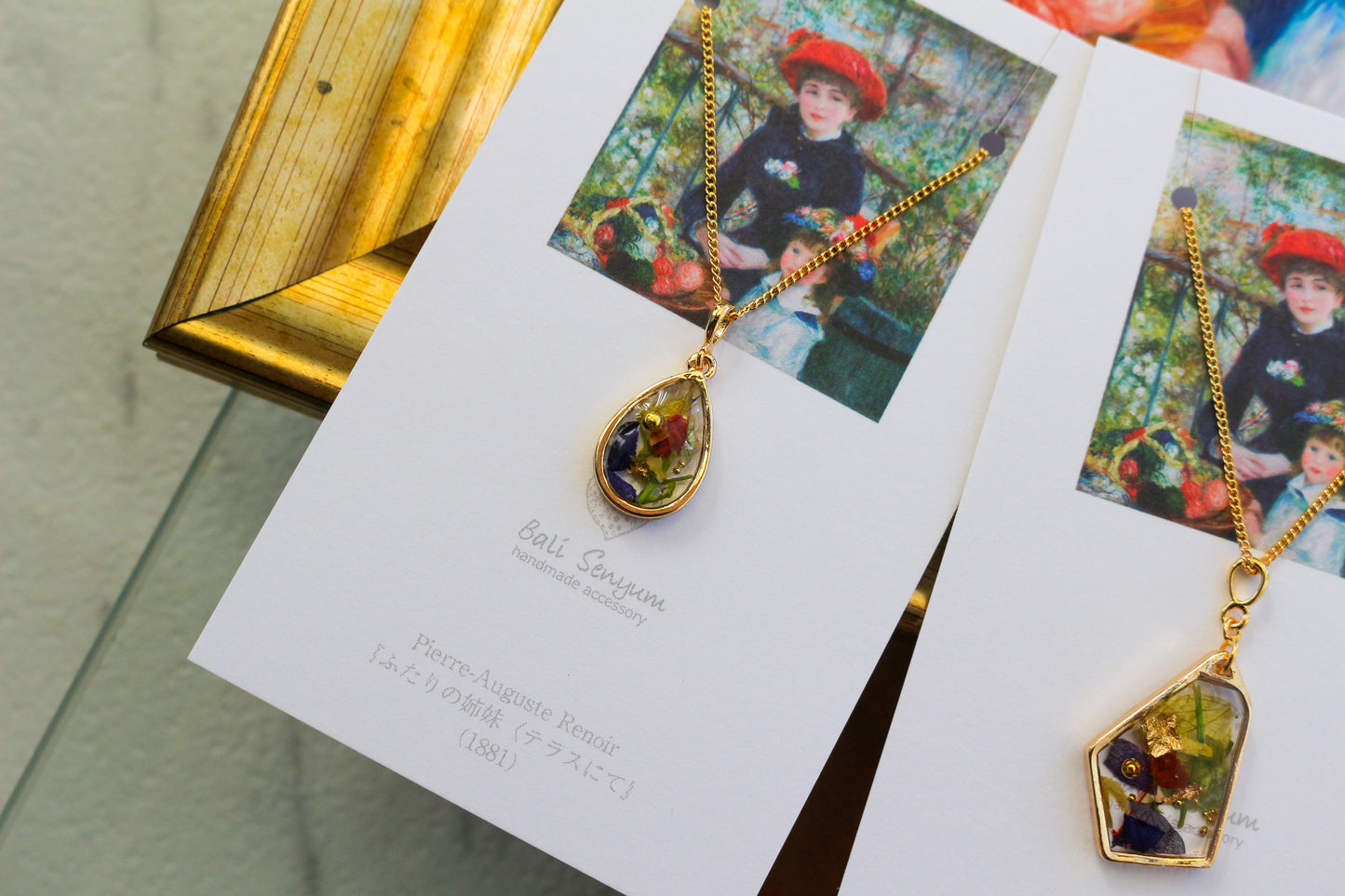 Renoir's Two Sisters Inspired Necklace - ふたりの姉妹