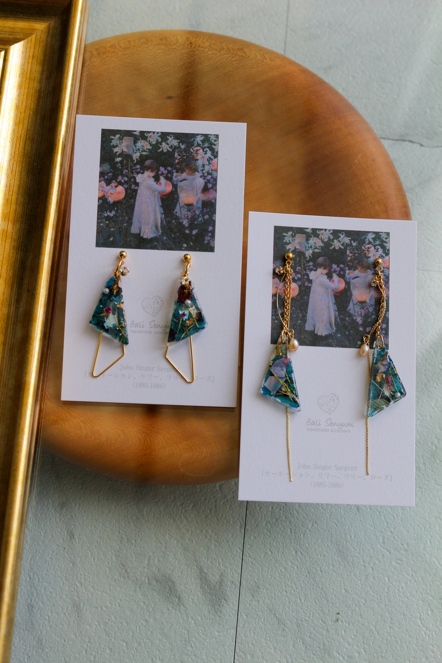Sargent Inspired Triangular Floral Earrings-"カーネーション 、リリー、リリー、ローズ"