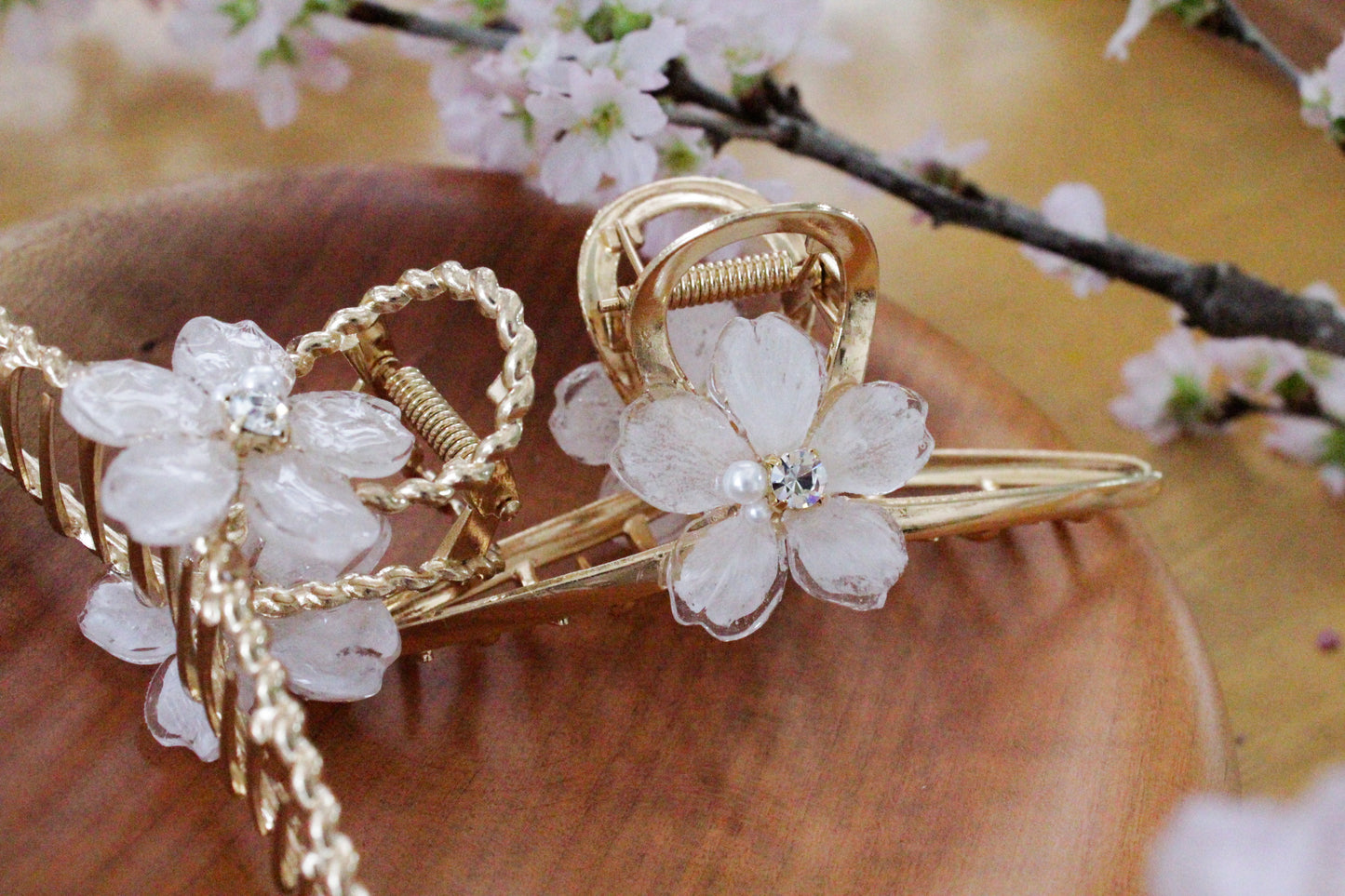 Someiyoshino Sakura Hair Clip - White Big