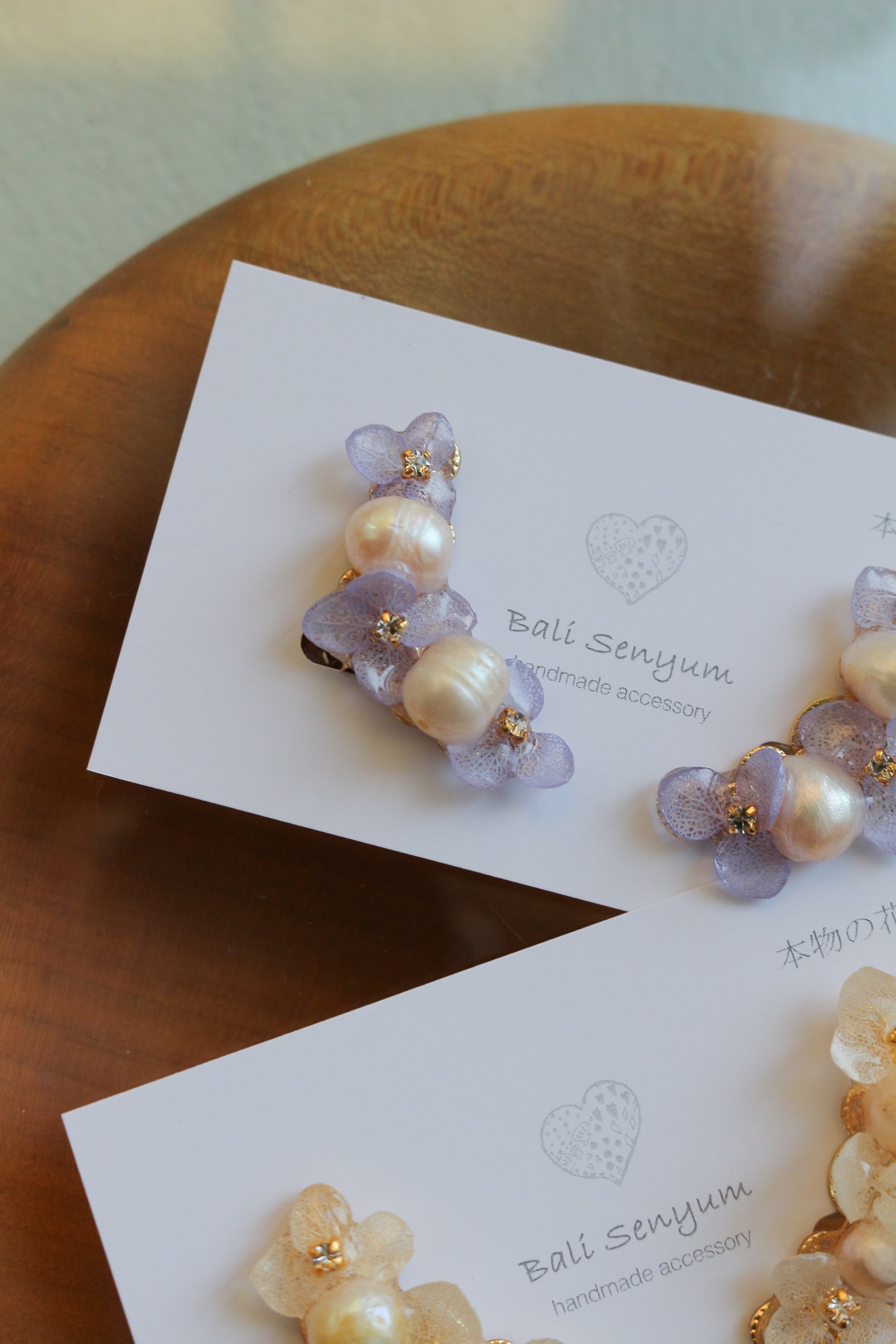 Hanayome Earrings with Pearl - 8 colors