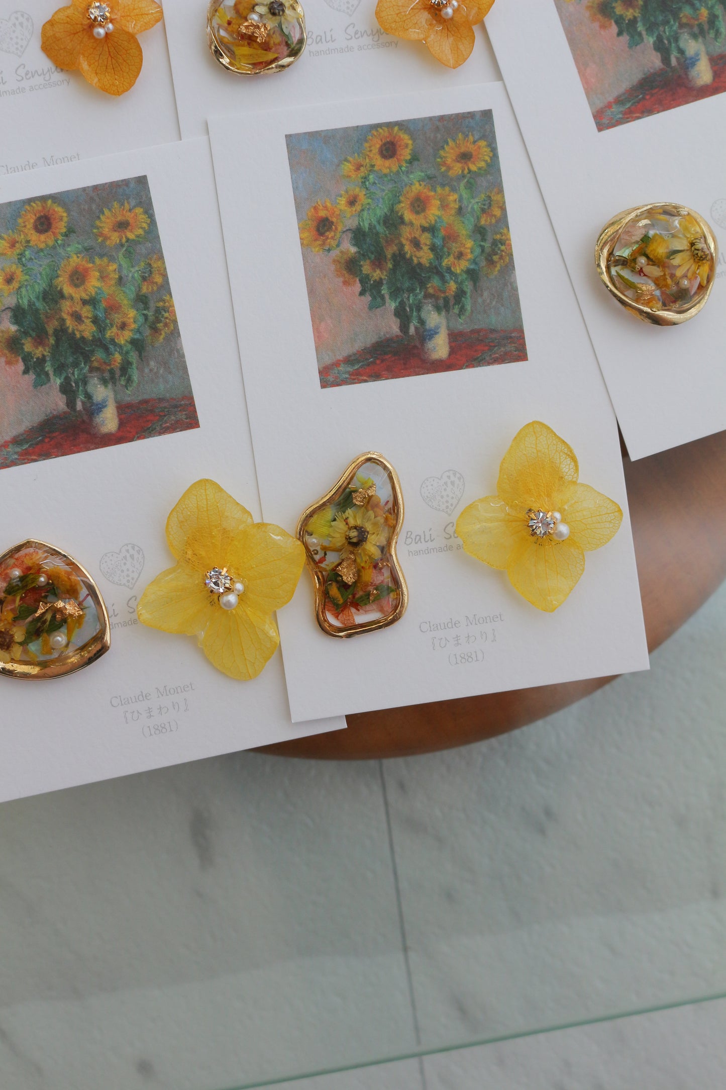 Monet Inspired Flower Earrings No.10 イヤリング Clip-on ひまわり