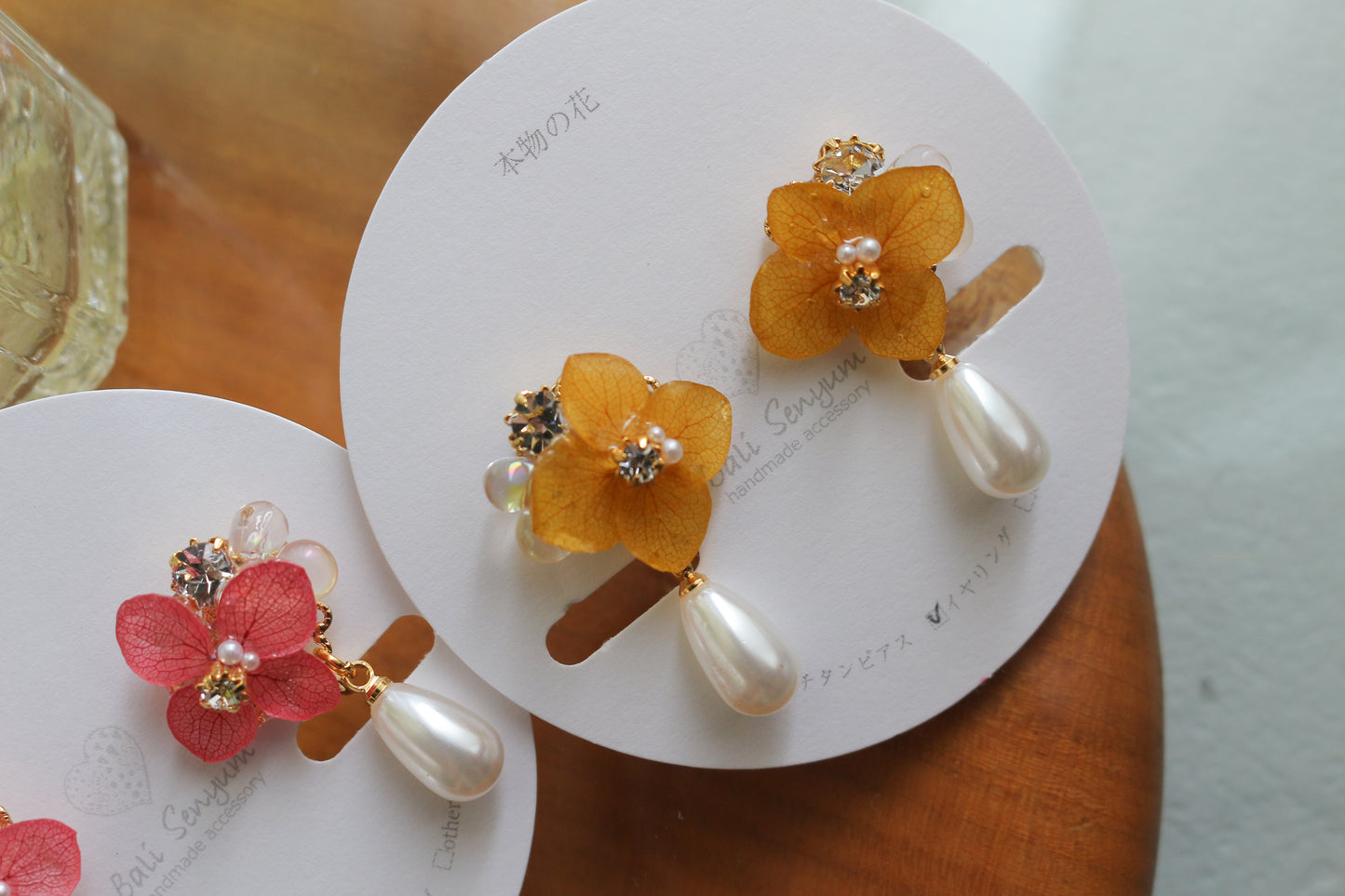 Hydrangea Elegant No.2 - Clip-on イヤリング