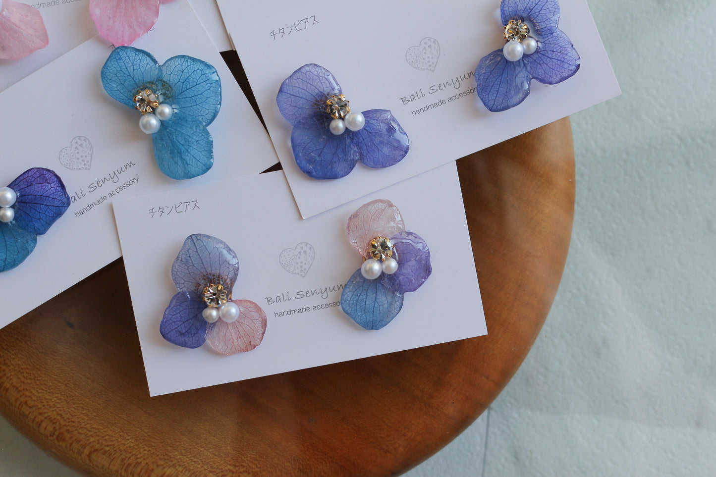 Hydrangea Wing No.127- Titanium Pierce(ピアス)