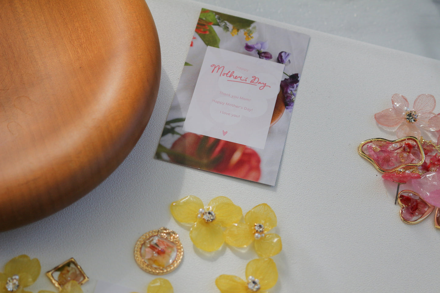 Hydrangea and Flower Medallion チタンピアス Titanium Pierce Earring No.14