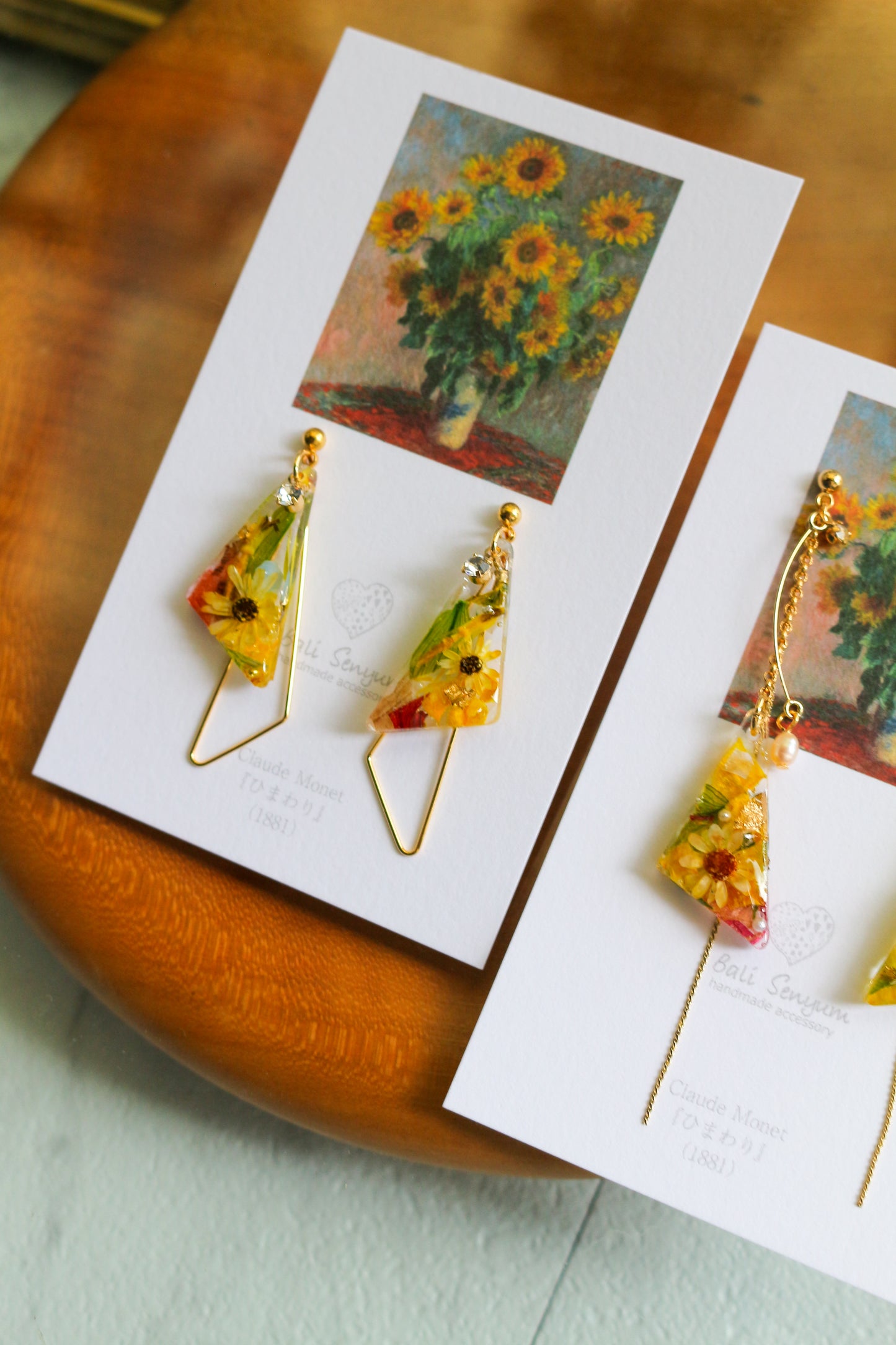 Claude Monet Sunflowers Inspired Triangular Floral Earrings-ひまわり