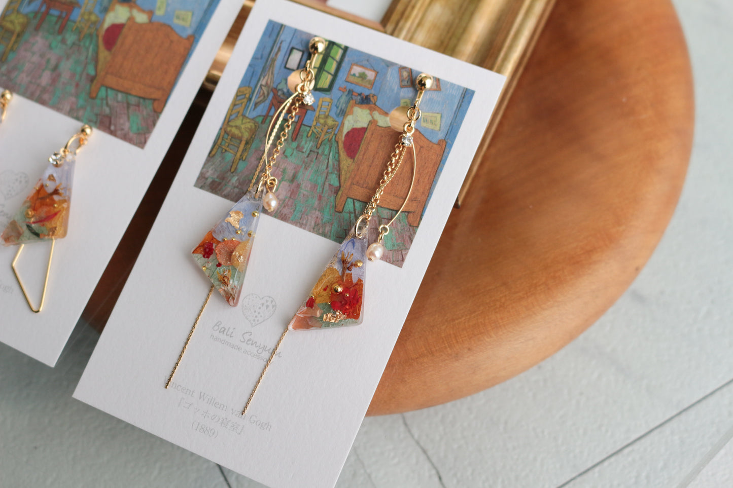 Gogh Inspired Earrings Bedroom in Arles-ゴッホの寝室