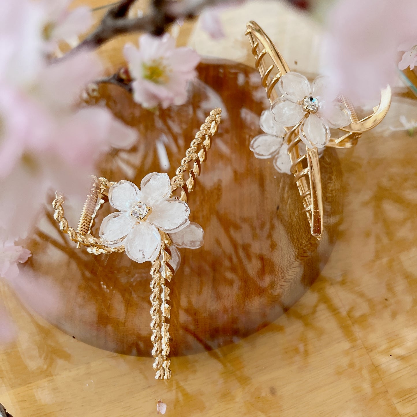 Someiyoshino Sakura Hair Clip - White Big