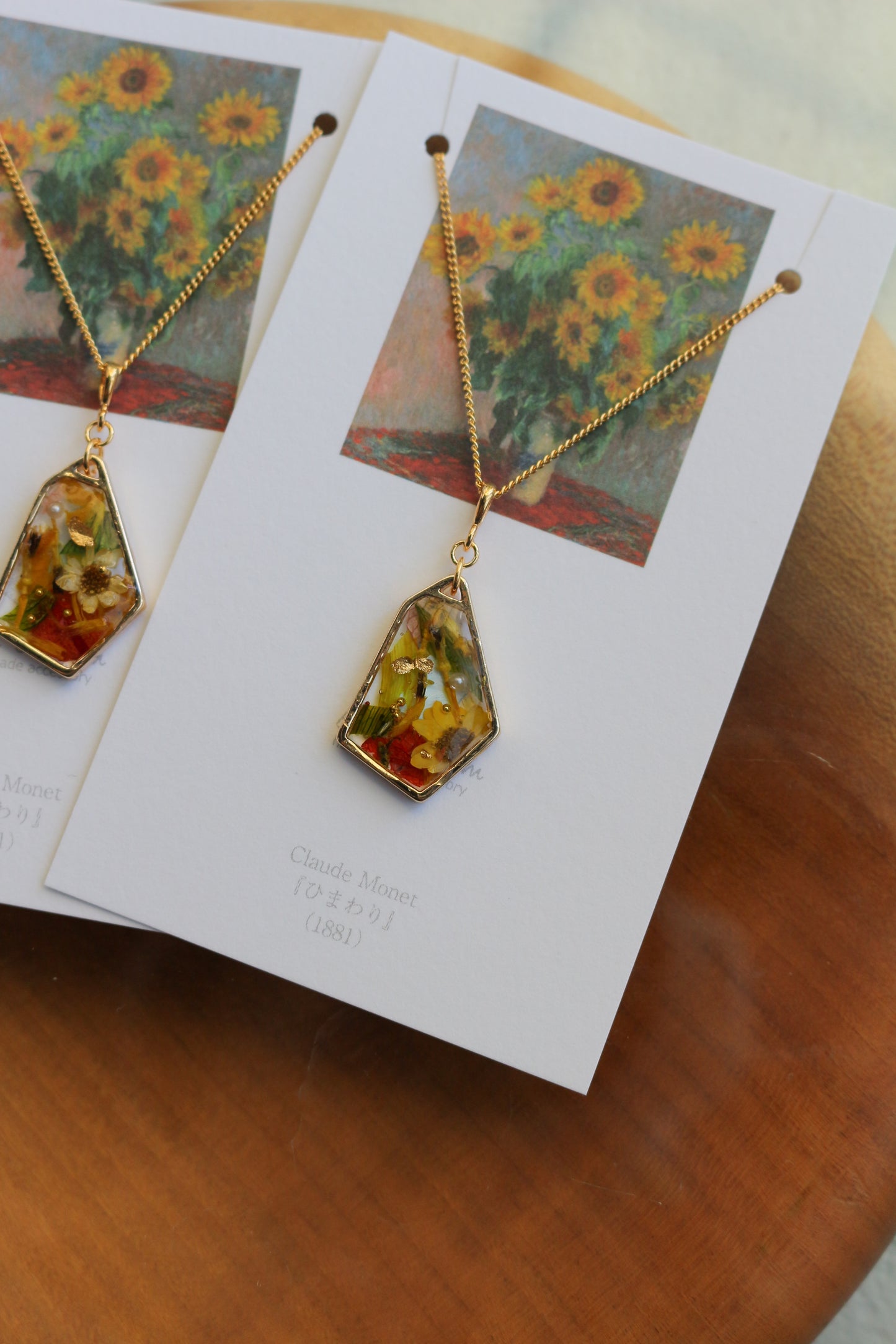Claude Monet's Sunflowers Inspired Necklace - ひまわり