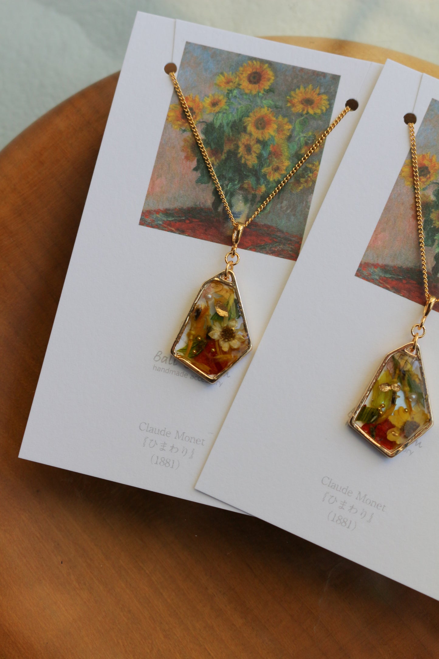 Claude Monet's Sunflowers Inspired Necklace - ひまわり