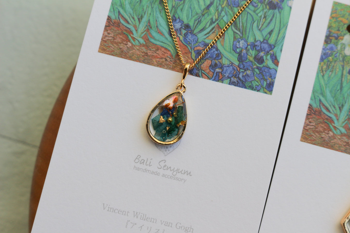 Gogh's Irises Inspired Necklace - アイリス