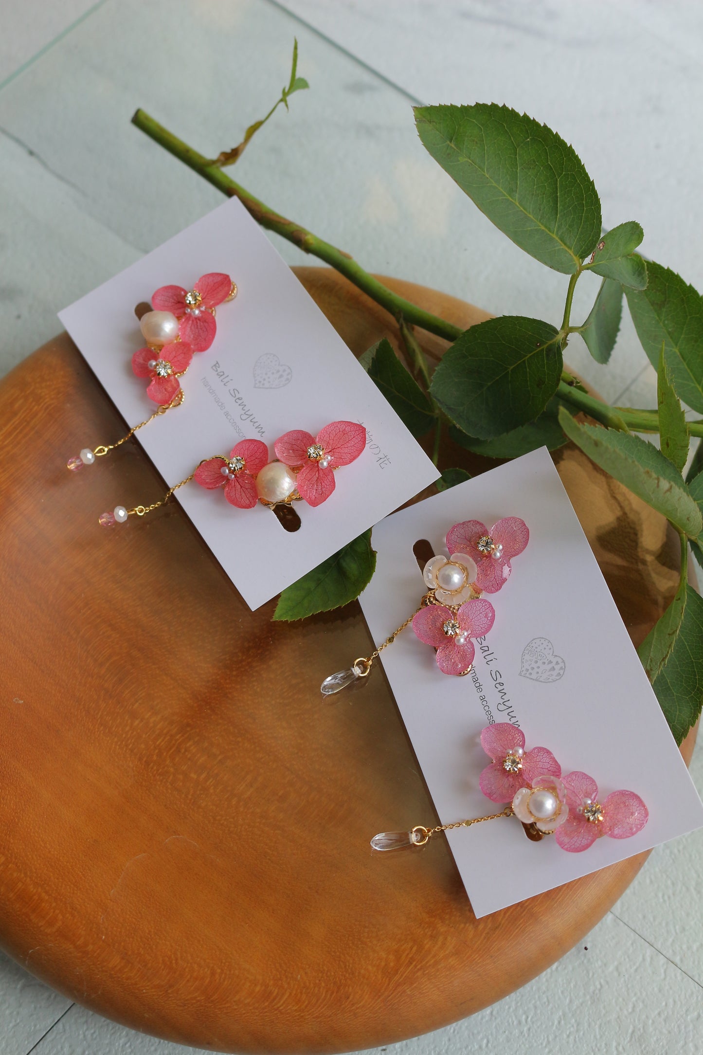 Hydrangea Pearl Flower Earring No.2- Clip-on(イヤリング)