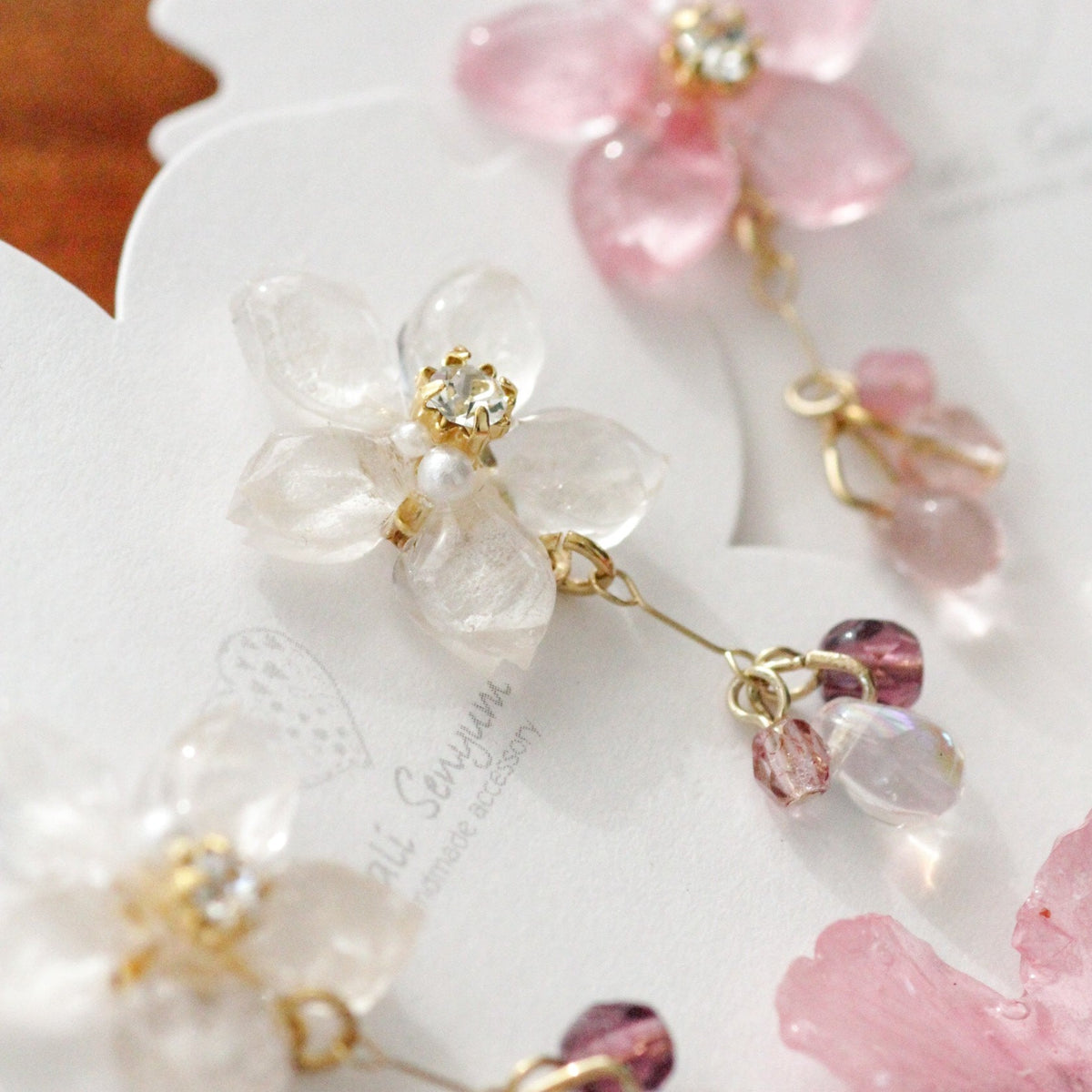 Someiyoshino Sakura Earrings with Petal and Bead Bouquet No.2 #S012