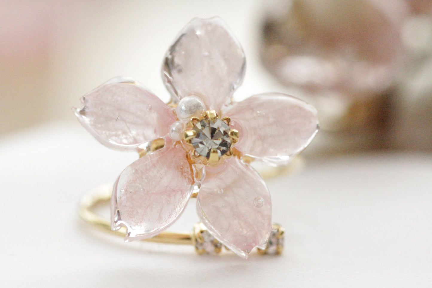 Someiyoshino Sakura Ring with Three Gems NEW