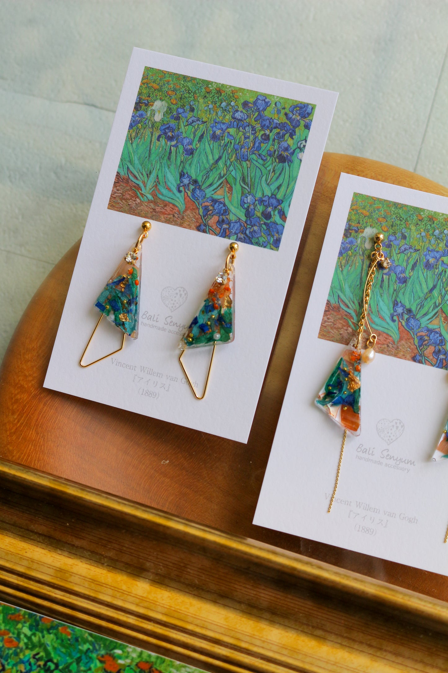 Gogh Inspired Triangular Floral Earrings-アイリス