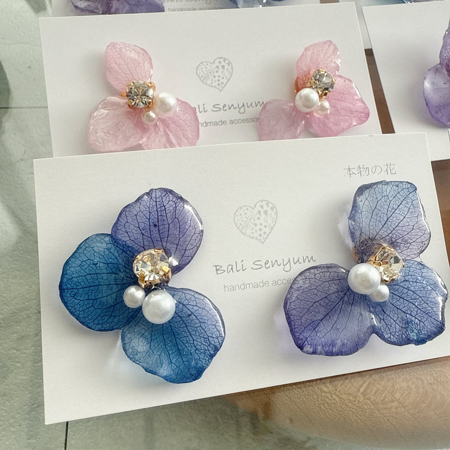 Hydrangea Wing No.112- Titanium Pierce(ピアス)