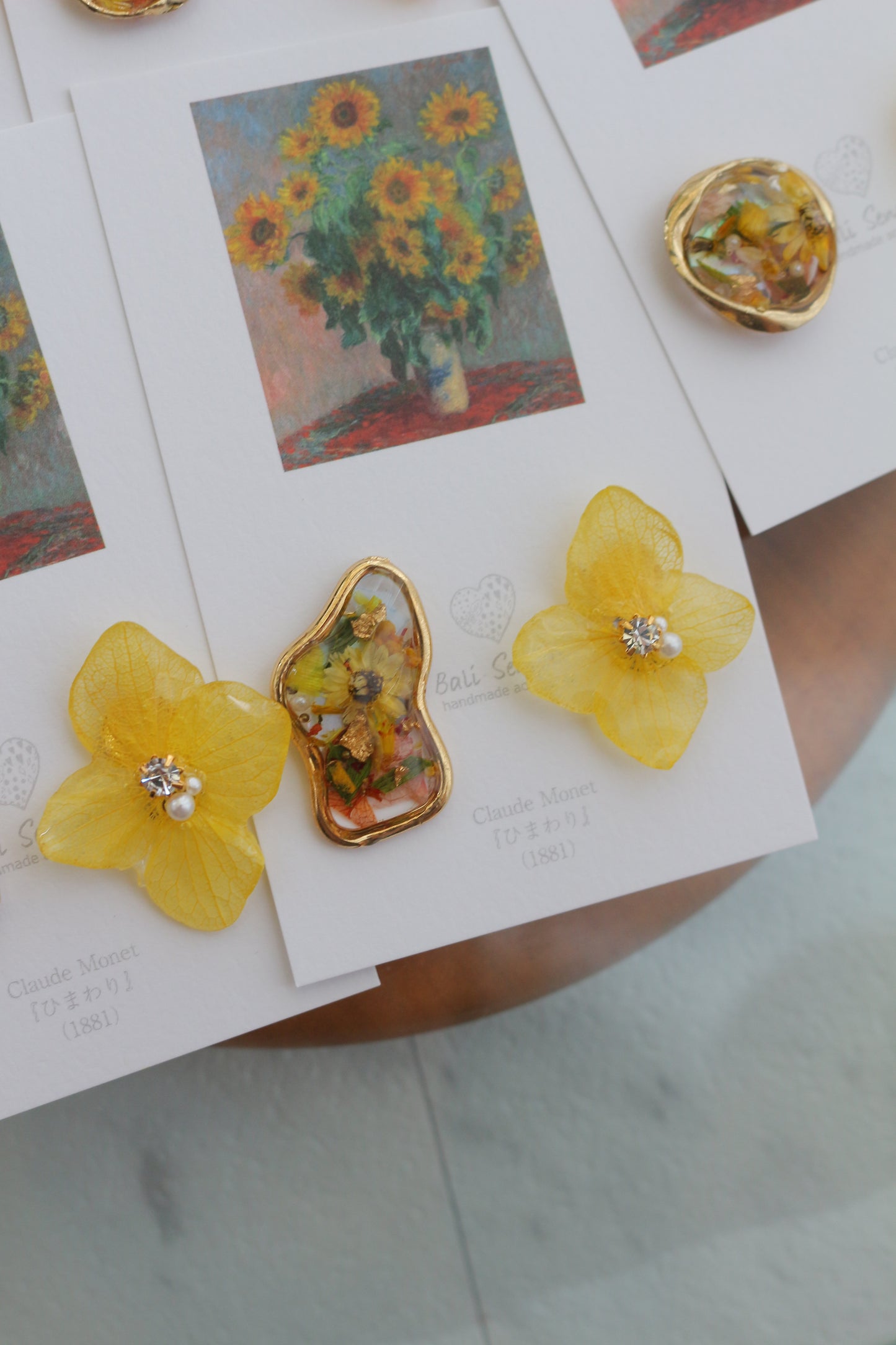 Monet Inspired Flower Earrings No.10 イヤリング Clip-on ひまわり