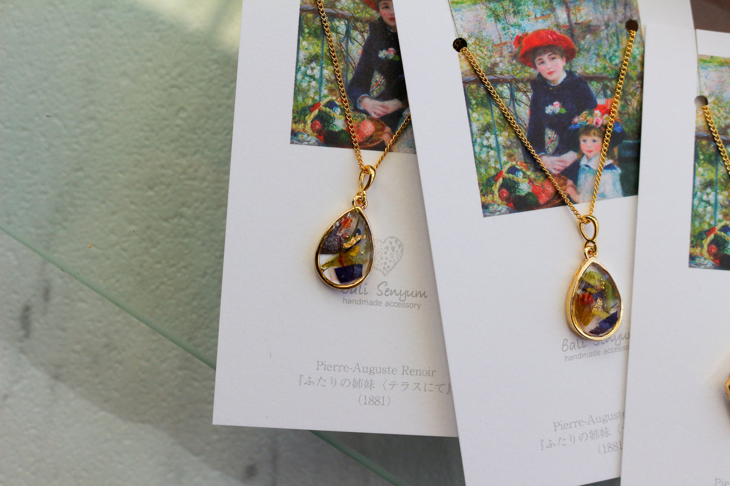 Renoir's Two Sisters Inspired Necklace - ふたりの姉妹
