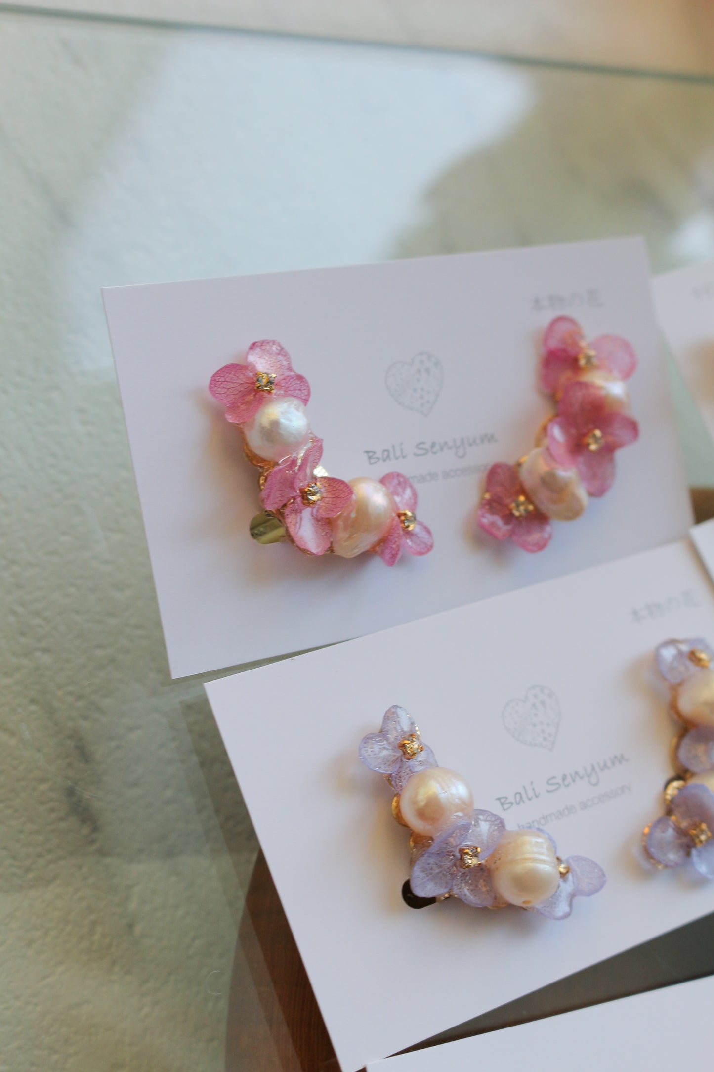 Hanayome Earrings with Pearl - 8 colors