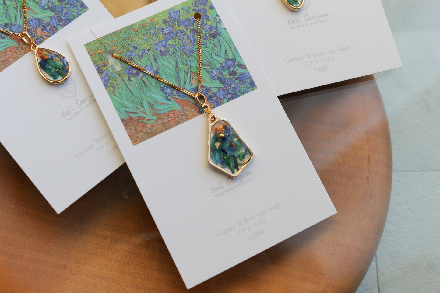 Gogh's Irises Inspired Necklace - アイリス