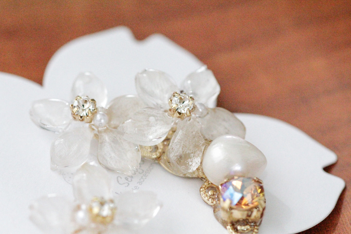 Someiyoshino Double Sakura Earring and Ear Cuff 〜 White #S026