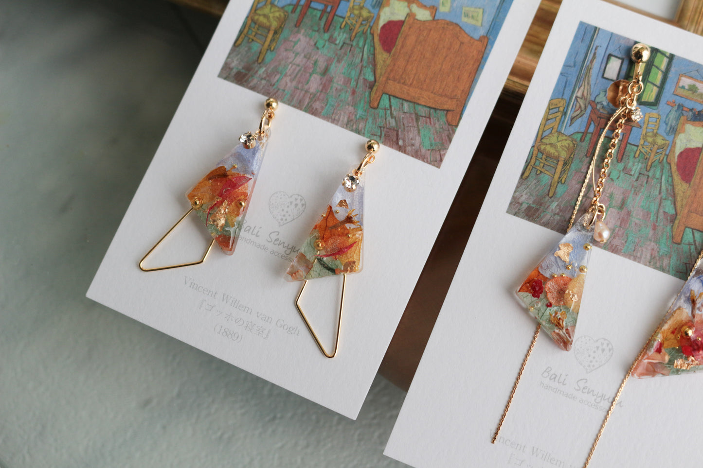 Gogh Inspired Earrings Bedroom in Arles-ゴッホの寝室