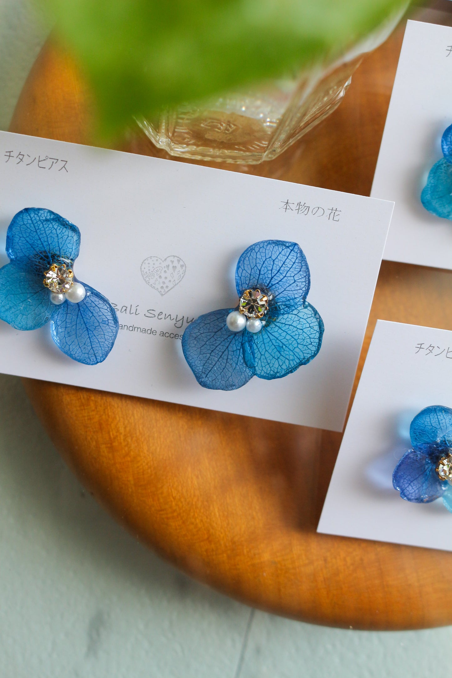 Hydrangea Wing No.129- Titanium Pierce(ピアス)