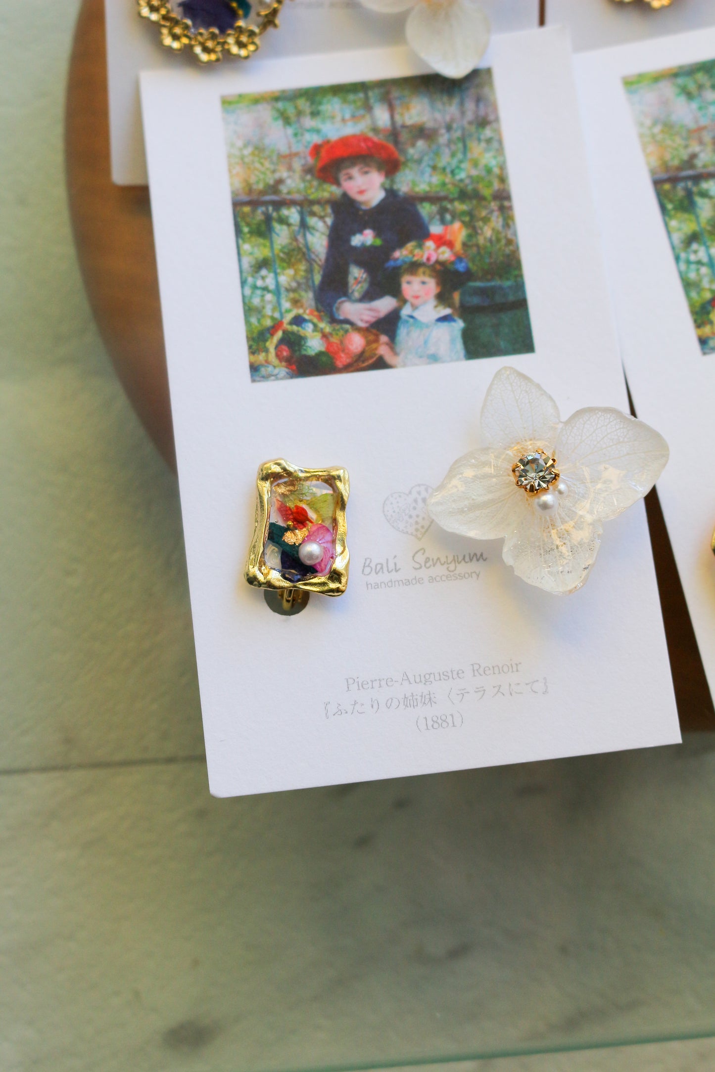 Renoir's Two Sisters Inspired Earrings No.6 イヤリング Clip-on "ふたりの姉妹"