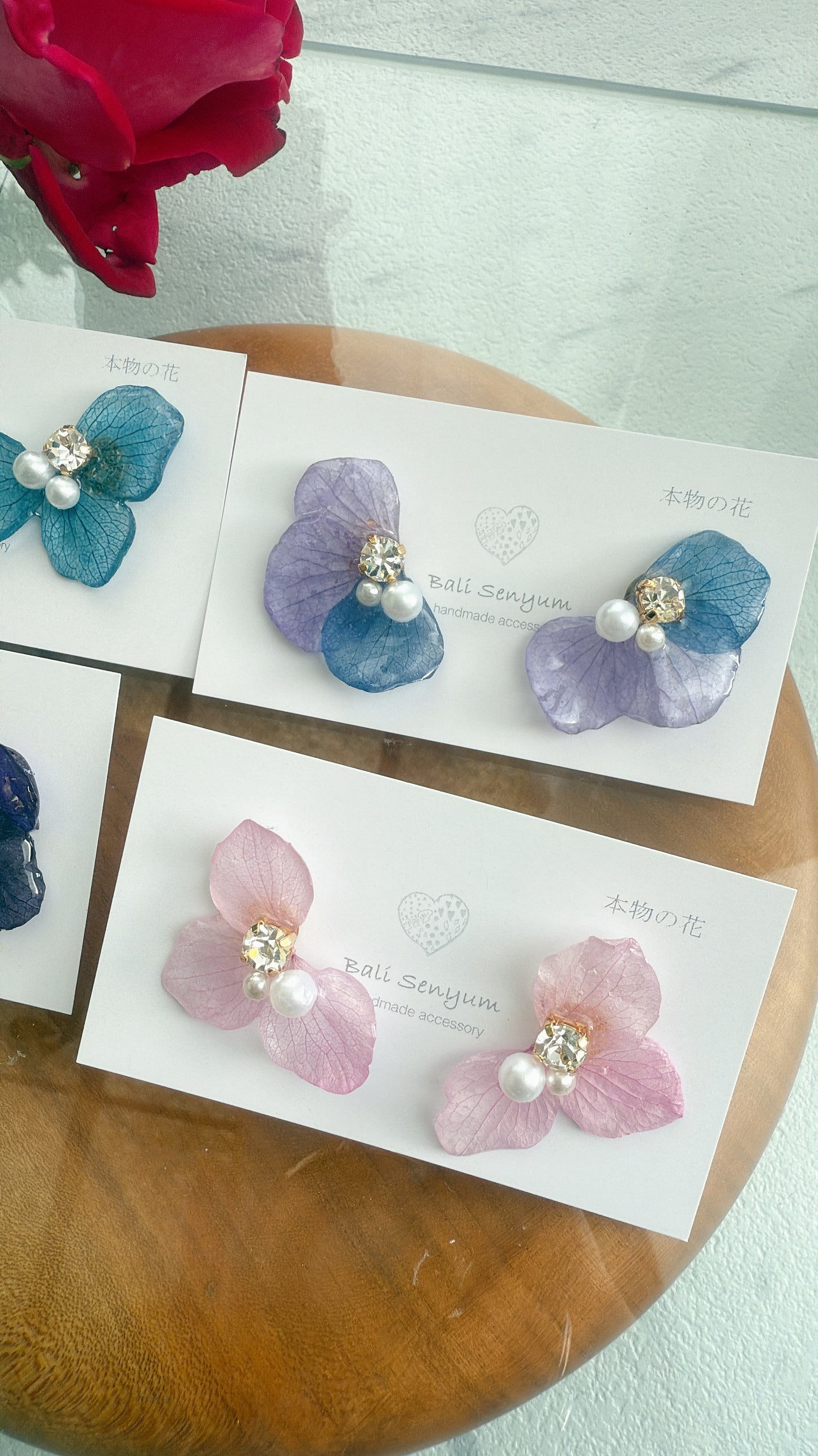 Hydrangea Wing No.113- Titanium Pierce(ピアス)