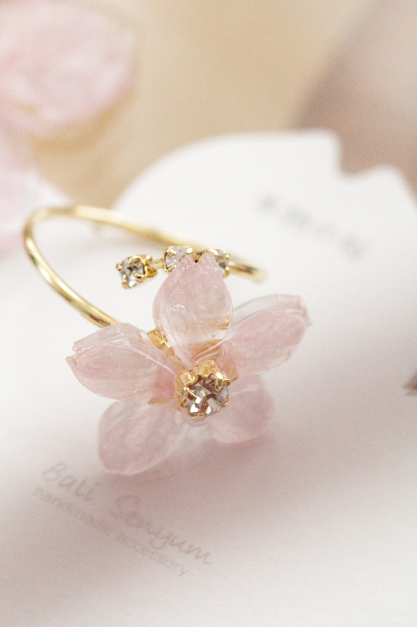 Someiyoshino Sakura Ring with Three Gems NEW